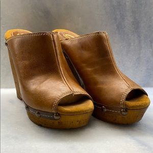 Sbicca Vintage Wedge Leather Heel 37 USA 7